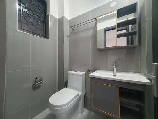 2 Bed Apartment with En Suite in Westlands Area image 10