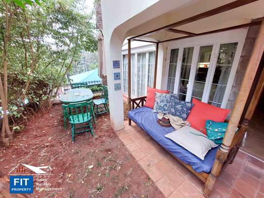 4 Bed House with En Suite in Brookside image 2