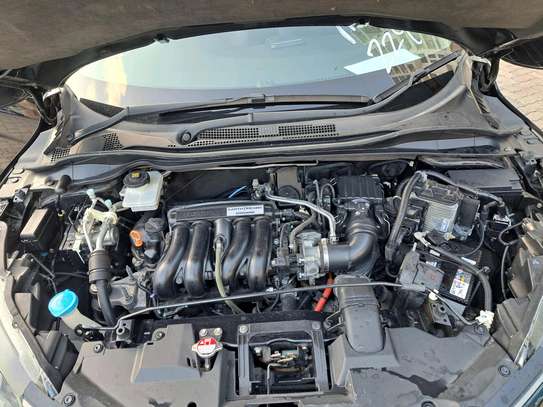 Honda Vezel Hybrid  RS 2018 image 8