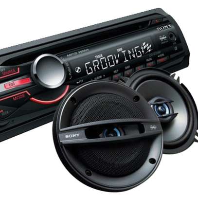 sony car radio with speaker image 1