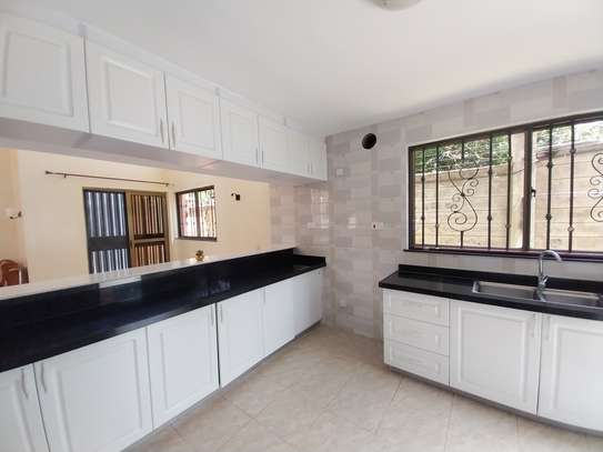 4 Bed Townhouse with Staff Quarters in Lavington image 7