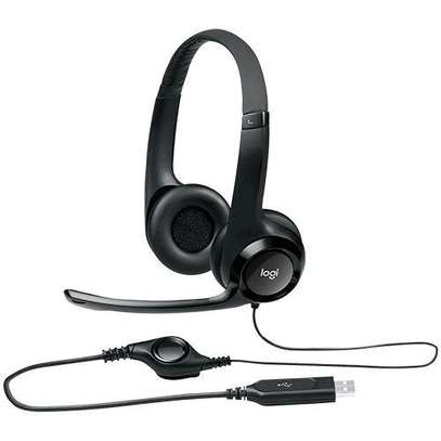 Logitech H390 USB Headset With Noise Canceling Microphone image 2