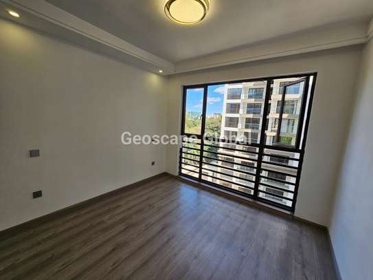 2 Bed Apartment with En Suite in Riverside image 1