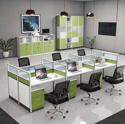 6-Way Modular Modern Office Workstation image 3
