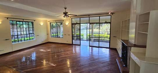 4 Bed House with En Suite at Plains 34 image 10