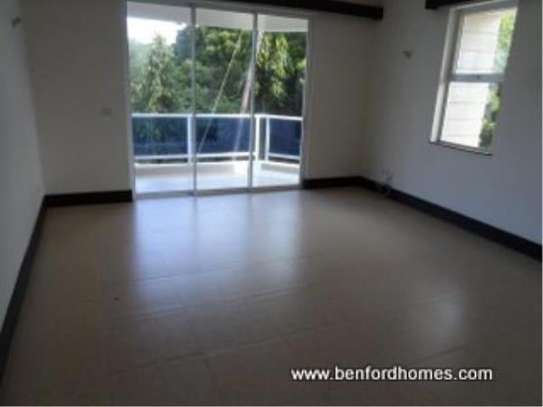 4 Bed Apartment with En Suite at Nyali image 4