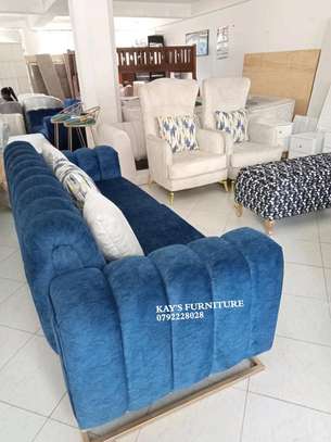 3,1,1 luxurious sofa design image 1