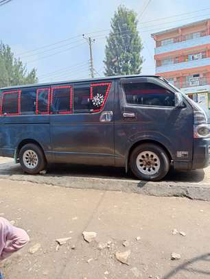 Toyota Hiace 7L 2007 image 2