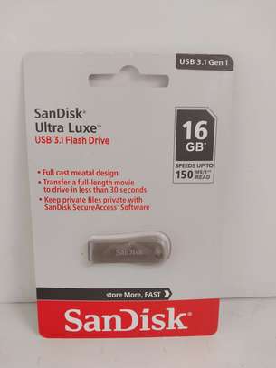 SanDisk 16GB Ultra Luxe USB 3.1 Flash Drive, SDCZ74-016G-G46 image 3