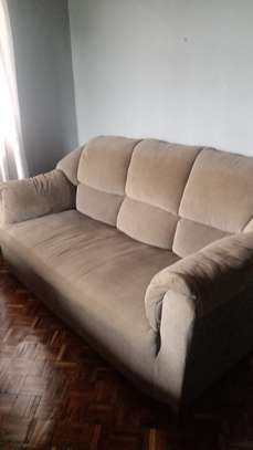 Sofa image 4