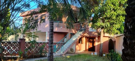 4 Bed Villa with En Suite at Serena Mombasa image 25