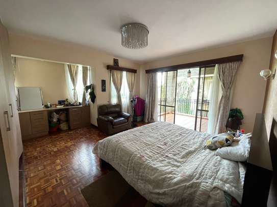 5 Bed Villa with En Suite in Lavington image 10