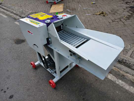 High-speed agricultural chaff cutter / silage chopper. image 6