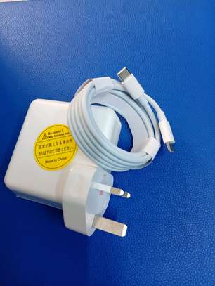Apple 96W USB-C MacBook Charger image 2