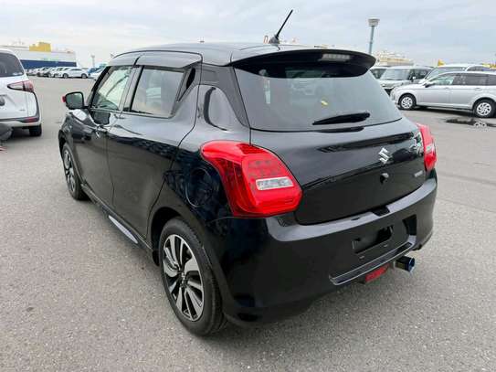 Suzuki Swift RS hybrid 2019 image 8