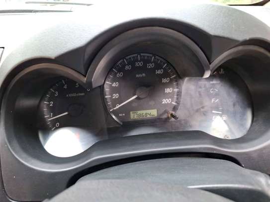 TOYOTA HILUX SINGLE CAB LOCALLY ASSEMBLED 4WD OPTIONAL 2013 image 11