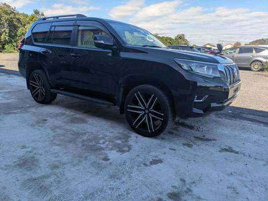Toyota Landcruiser Prado TX 2019 model image 8