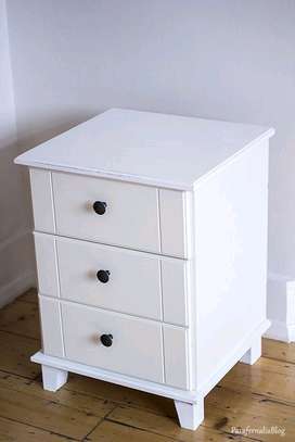Bedside drawers image 3