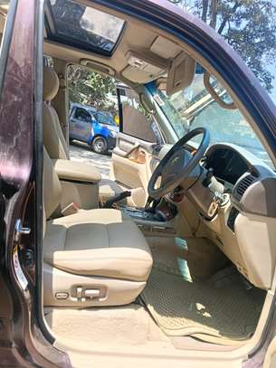 LAND CRUISER AMAZON 100 SERIES DIESEL image 5