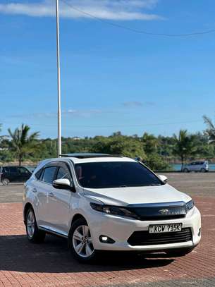 toyota harrieh used with sunroof image 3