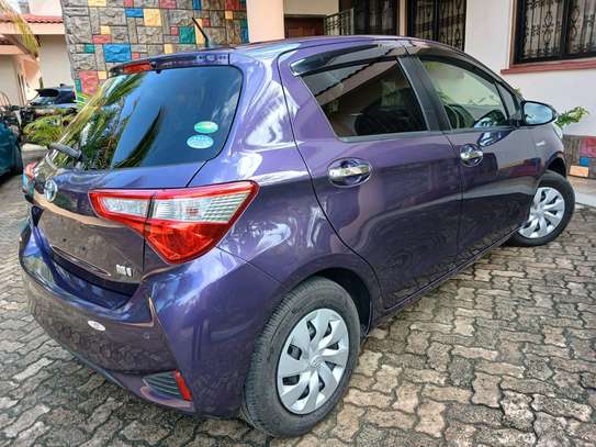 Toyota vitz image 4