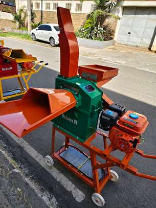 Multipurpose Feed Chopper Machine With 8hp Petrol Engine. image 3