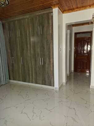 Lovely 5 BR House plus Sqs in Karen image 12