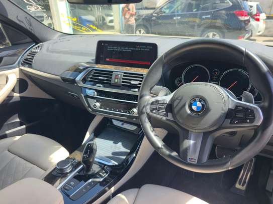 BMW X4 M40i 2022 image 6