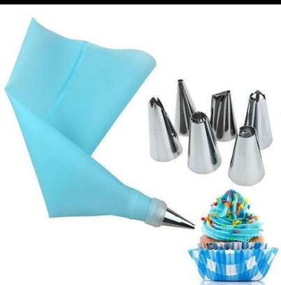 6 Nozzles + Reusable Icing Cake Pastry Piping Bag image 1