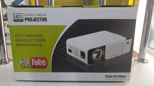 T5 wifi projector with youtube image 1