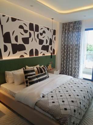 3 Bed Apartment with En Suite in Parklands image 2