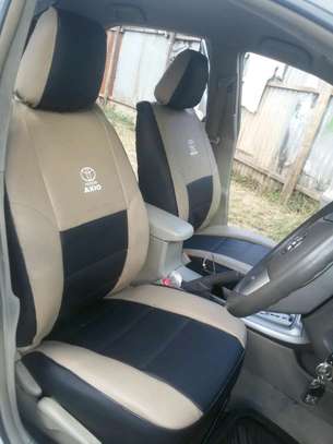 Central car seat covers image 2