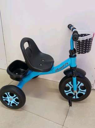 Tricycle image 3