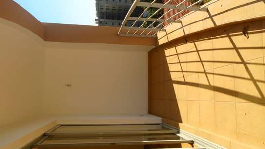 3 Bed Apartment with En Suite in Kileleshwa image 6
