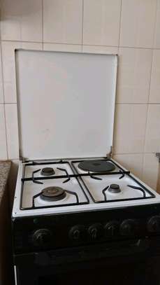 ARISTON GAS COOKER image 1