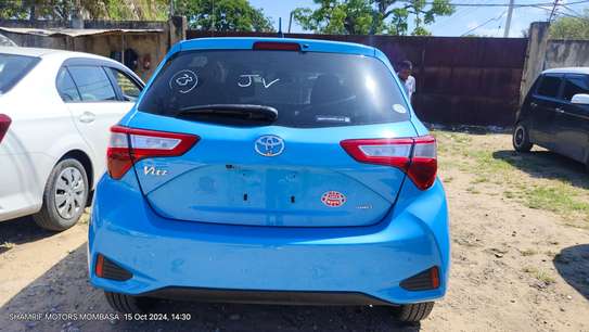 Toyota Vitz Blue 2wd 2018 image 2