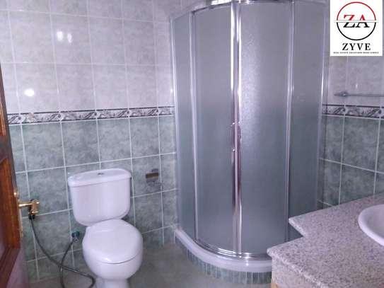 4 Bed Apartment with En Suite at Off Oloitokitok Road image 10