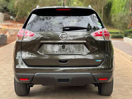 Nissan X-trail 2015 image 2