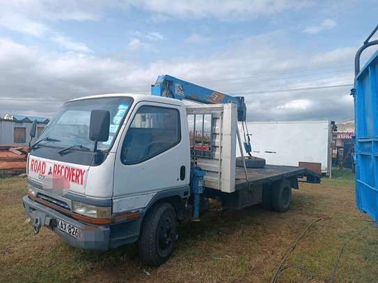 Mitsubishi canter road recovery image 4