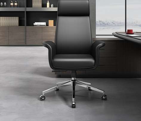 OFFICE CHAIR: Good Black Office Chair image 6