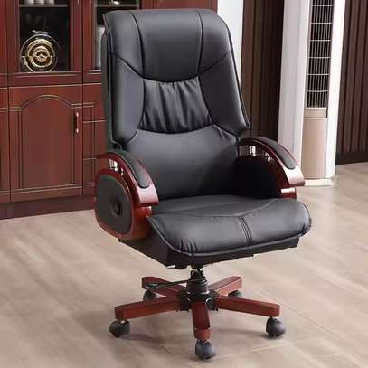 Executive Leather Office Chair image 6