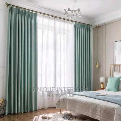 nice curtains. , image 1
