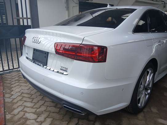 Audi A6 white 2018 image 4