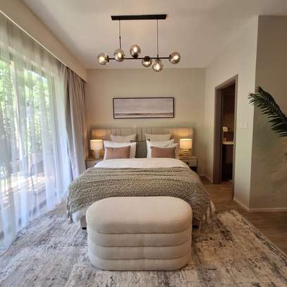 Furnished Studio Apartment with En Suite at Red Hill Road image 13