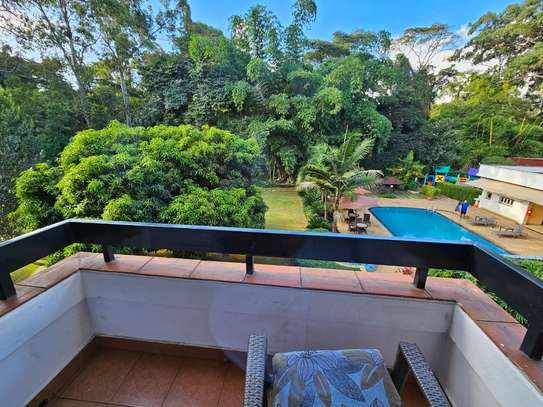 Furnished 3 Bed Apartment with En Suite in Riverside image 3