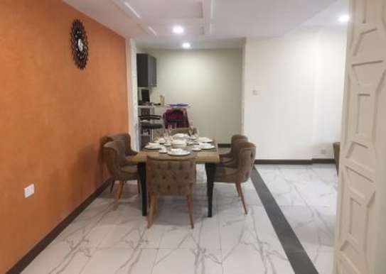 Serviced 3 Bed Apartment with En Suite in Kileleshwa image 15