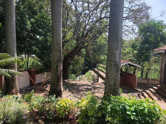 6 Bed House with Staff Quarters in Runda image 12