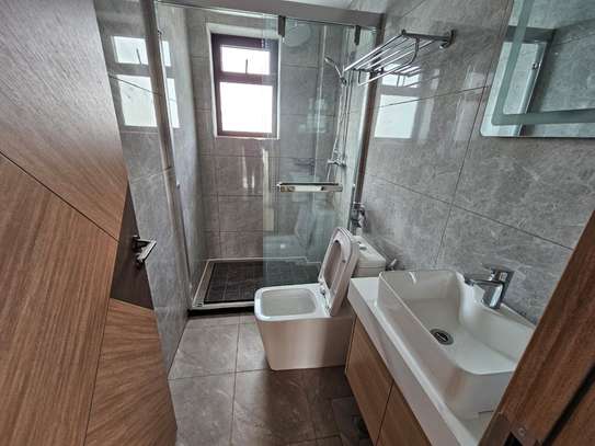 3 Bed Apartment with En Suite in Riverside image 13