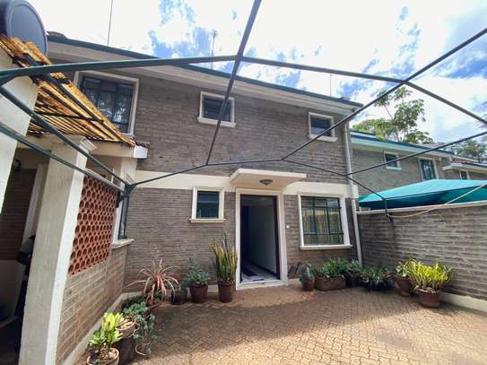 4 Bed House with En Suite in Spring Valley image 18