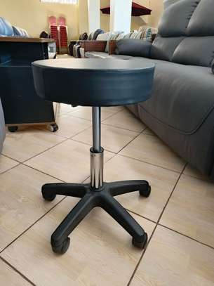 Office Barstool: Black Deluxe Lab Stool image 3